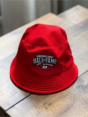 Cincinnati Reds Hall‎ Of Fame Reversible Bucket  Hat ONE SIZE. NWOT